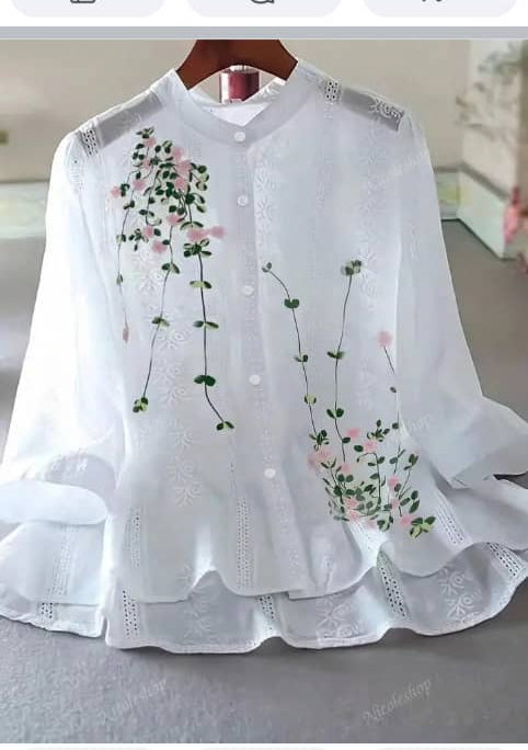 Blouse pour grande dame