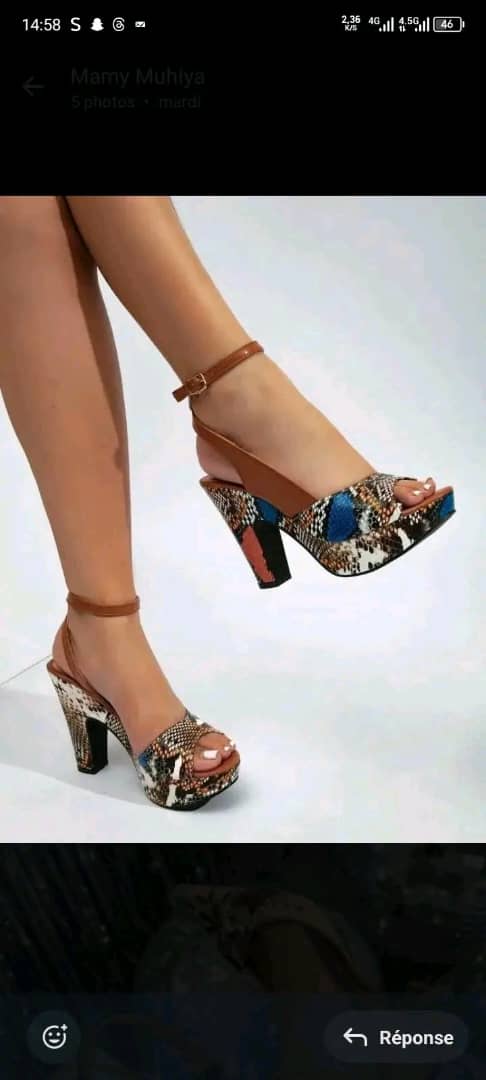 SANDAL POUR GRANDE DAME