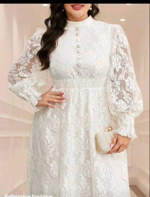 Magnifique robe pour grand dame